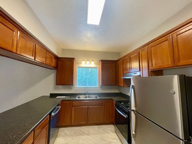 Building Photo - Dont miss this 1915 Updated Gem 3/1