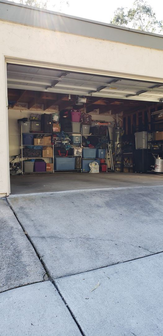 Building Photo - $3,500- 3 Bed/ 2 Bath Townhome in Scripps ...