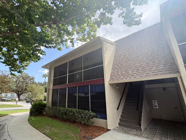 Building Photo - 210 Moree Loop
