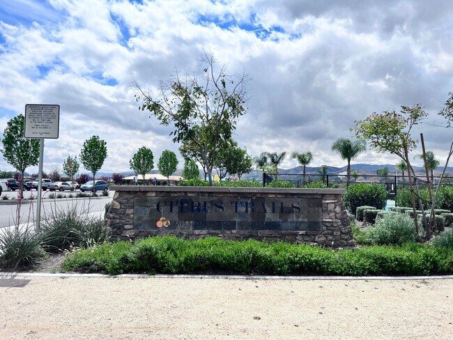 Building Photo - ***NEW BUILD IN LOMA LINDA***