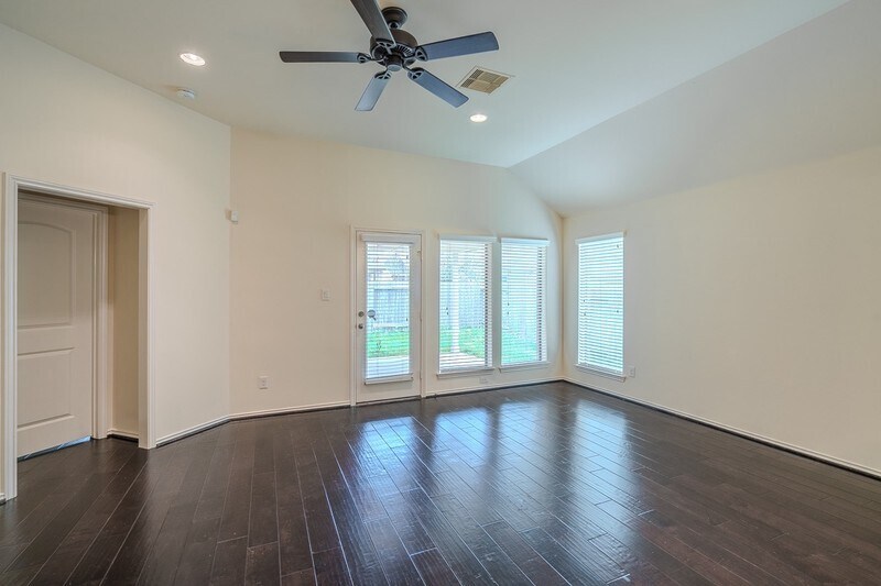 Building Photo - 2943 Fair Chase Dr