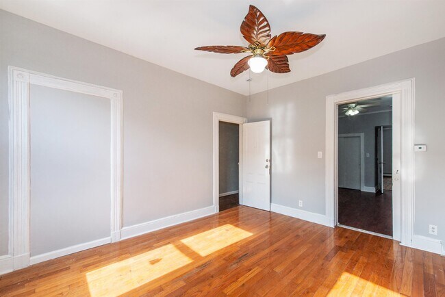 Building Photo - 2903 Central Ave