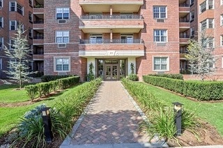 Exterior - 20 Church St