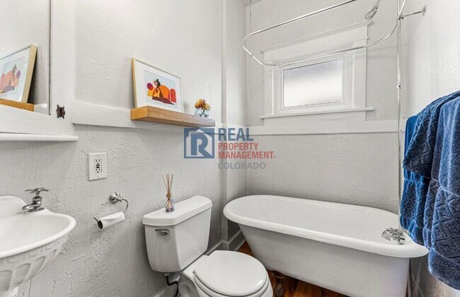 Building Photo - 2510 W 29th Ave