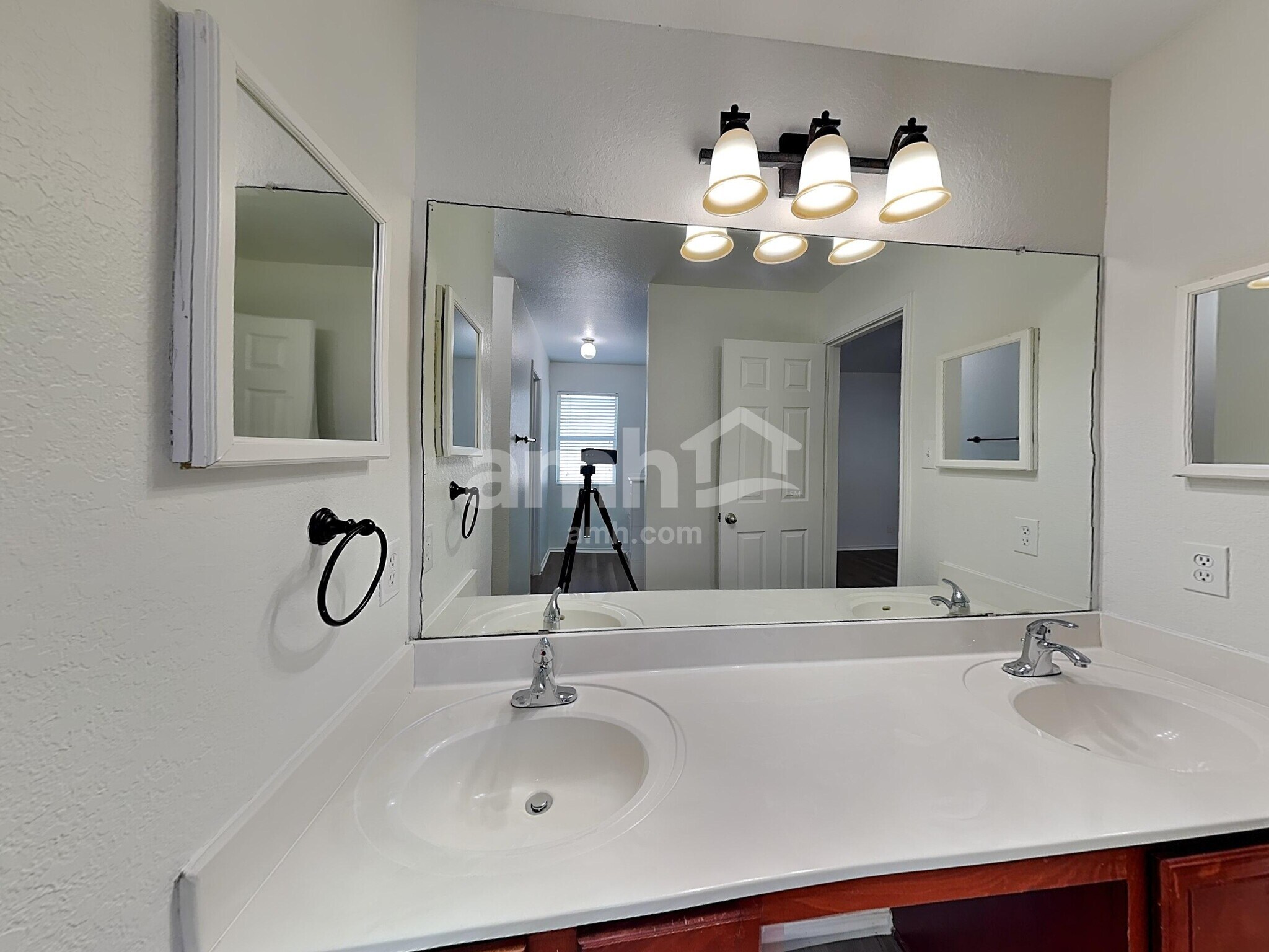 Building Photo - 3312 Whisper Bluff