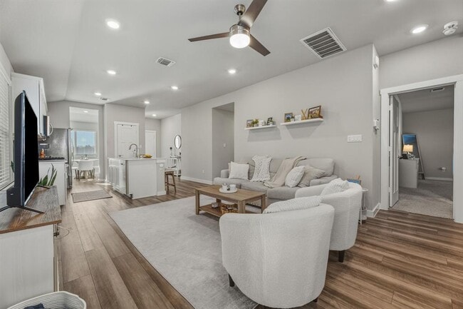 Building Photo - 1129 Tipton St