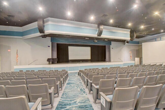 Building Photo - 224 Capri E