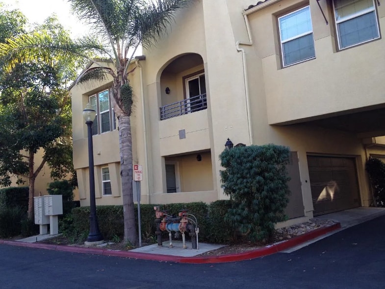 Building Photo - 2856 Escala Cir