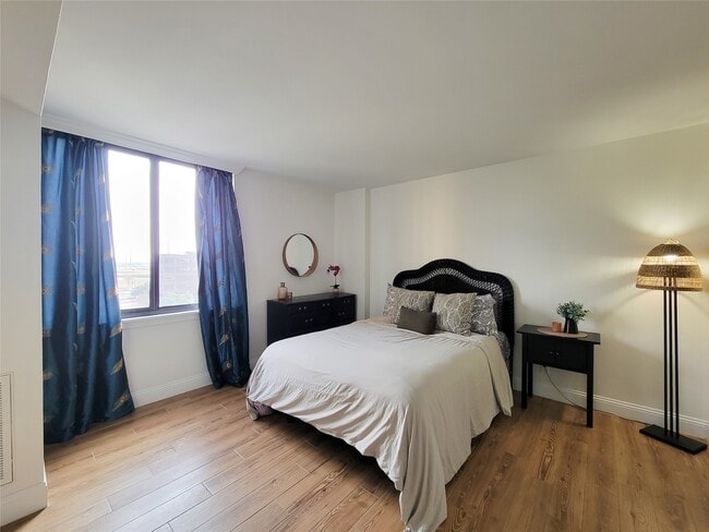 Building Photo - 3525 Sage Rd