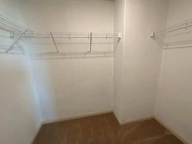 Building Photo - 172 Allington Cir