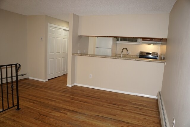 Primary Photo - 1842 Canyon Blvd