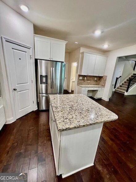 Building Photo - 600 Rosehill Ln SW