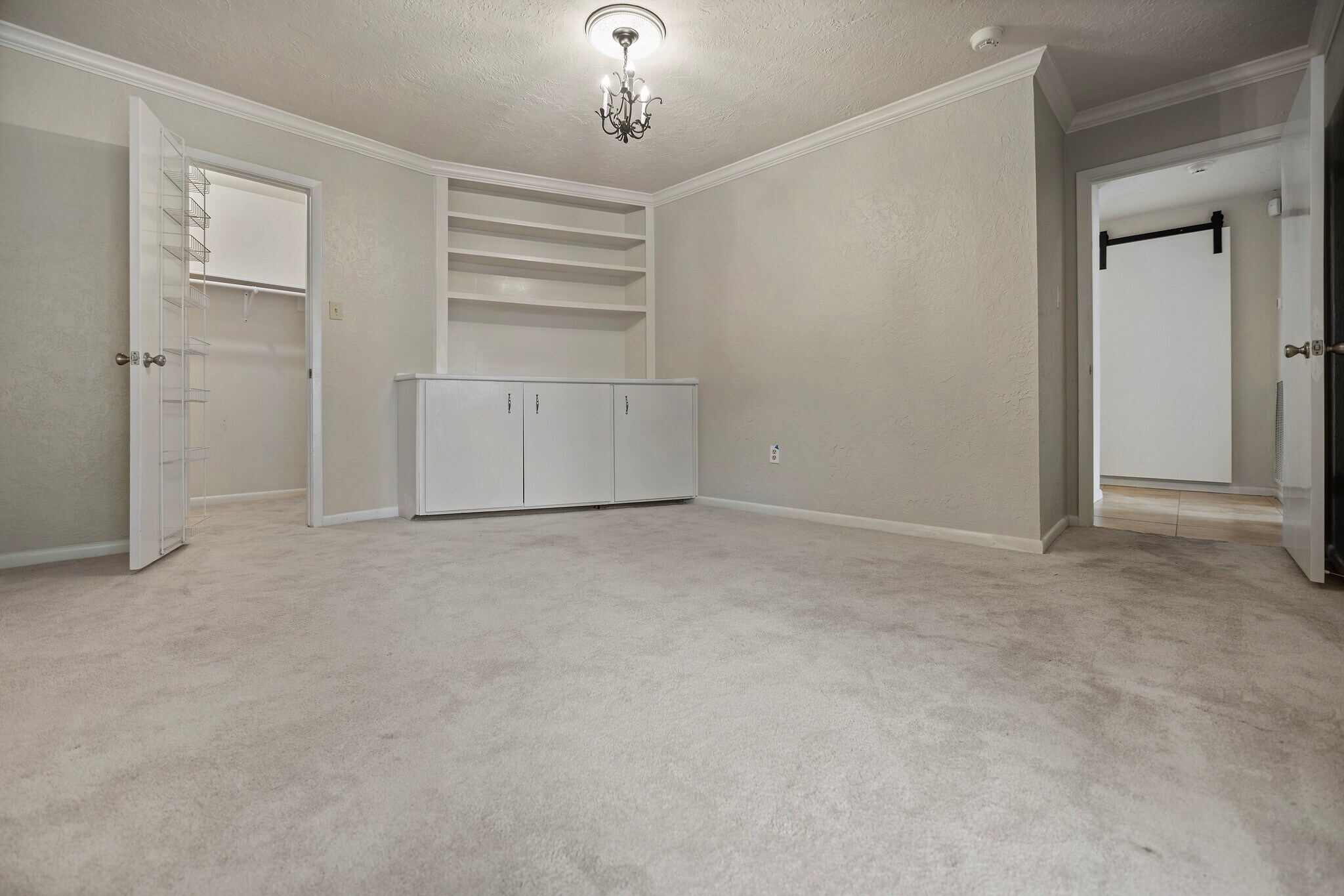 Building Photo - 534 Fox Briar Ln