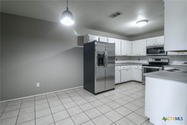 Building Photo - 2708 Edgefield St