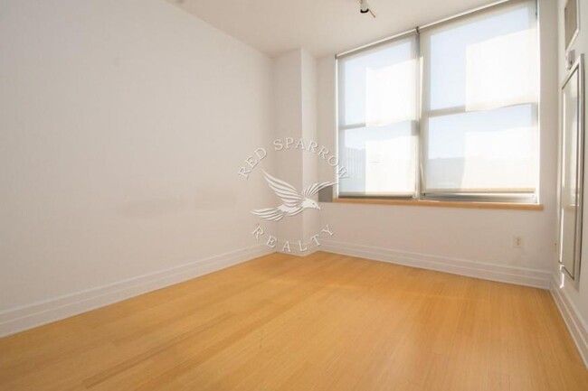 Building Photo - 1 bedroom in BROOKLYN NY 11201