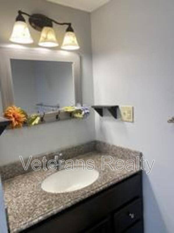 Building Photo - 101 Park Row Ave