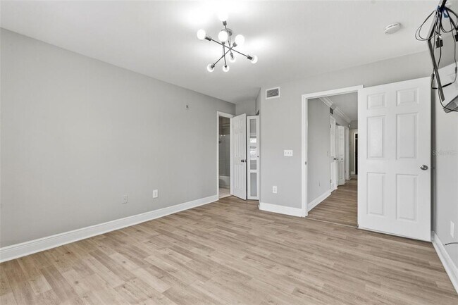 Building Photo - 2400 Feather Sound Dr