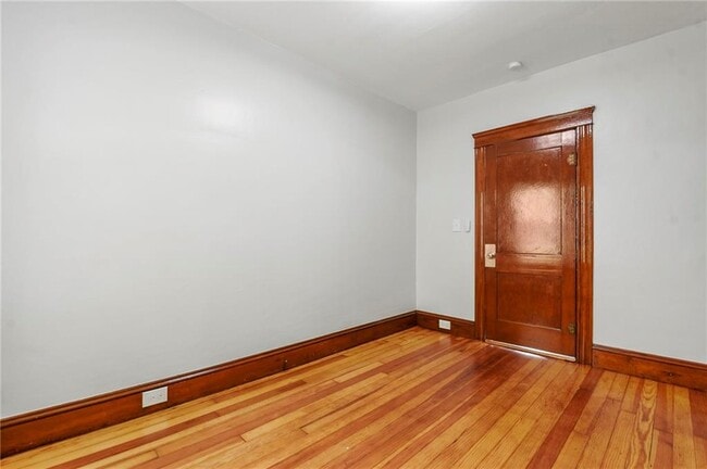 Building Photo - 360 Orient Ave