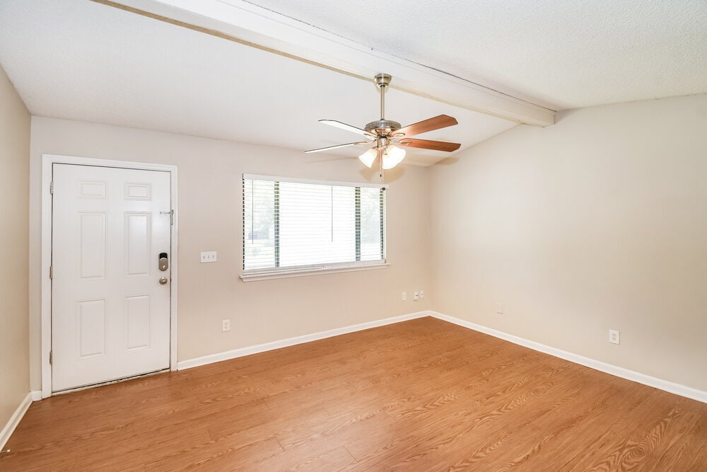 Building Photo - 8442 Finwood Ave