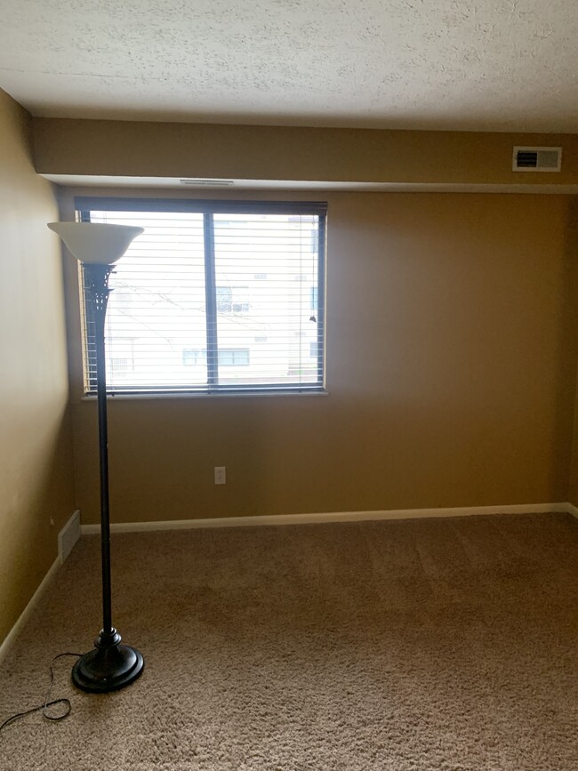 Building Photo - 1680 Cedarwood Dr