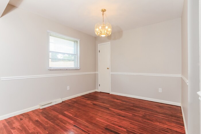 Building Photo - 2597 Fulbourne Dr