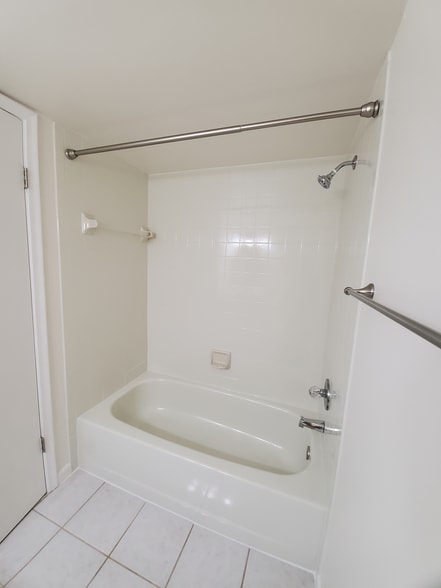 Building Photo - 10885 NW 7th St