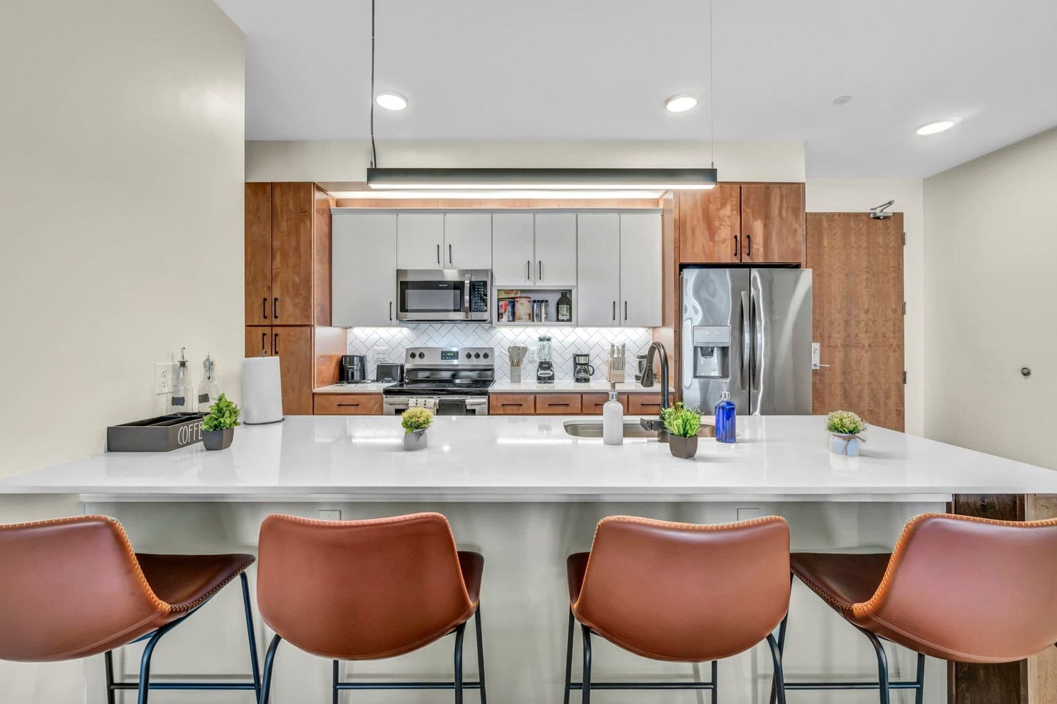 Building Photo - 2189 Cornell Rd