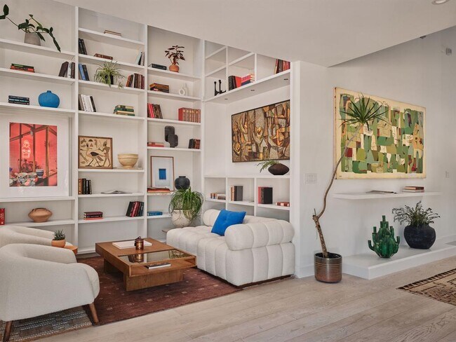 Building Photo - 4909 Bull Mountain Cove