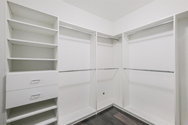 Building Photo - 5506 Langhorne Ct