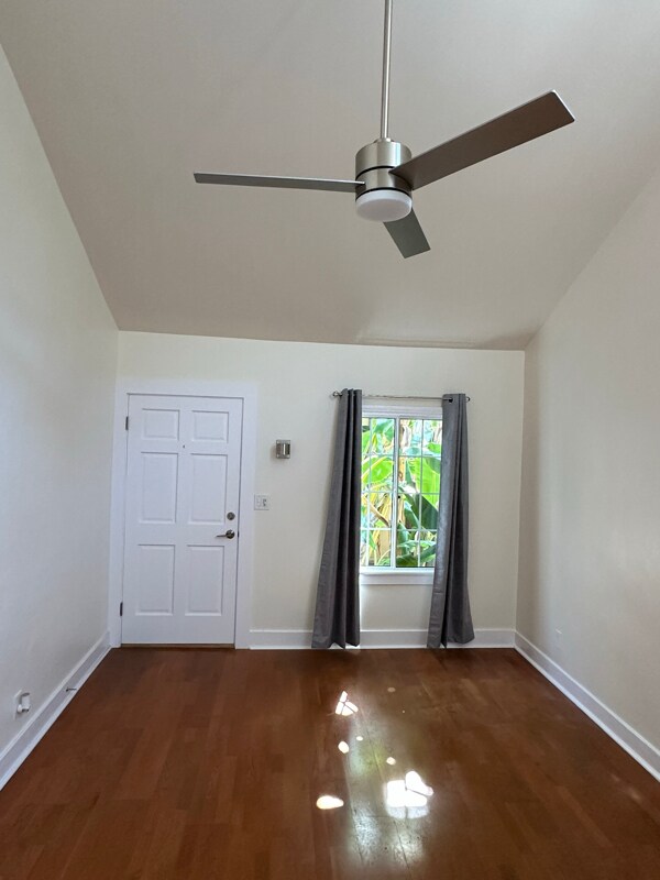 Building Photo - 2038 Highland Ave