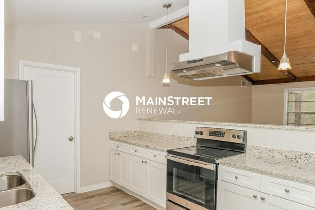 Building Photo - 3 Bedroom Pet-Friendly Home in PALM BAY, FL with Main Street Renewal