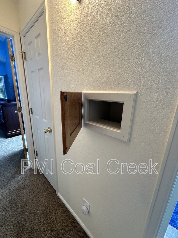 Building Photo - 761 Owl Ct