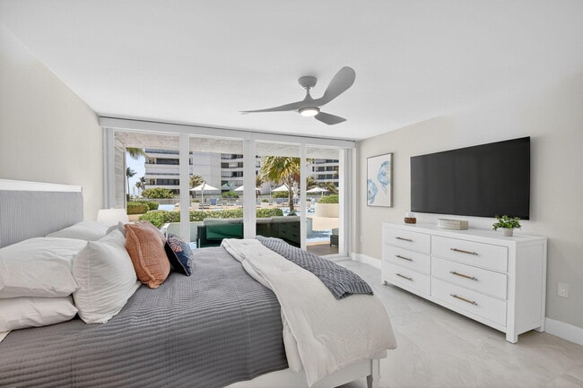 Building Photo - 3546 S Ocean Blvd