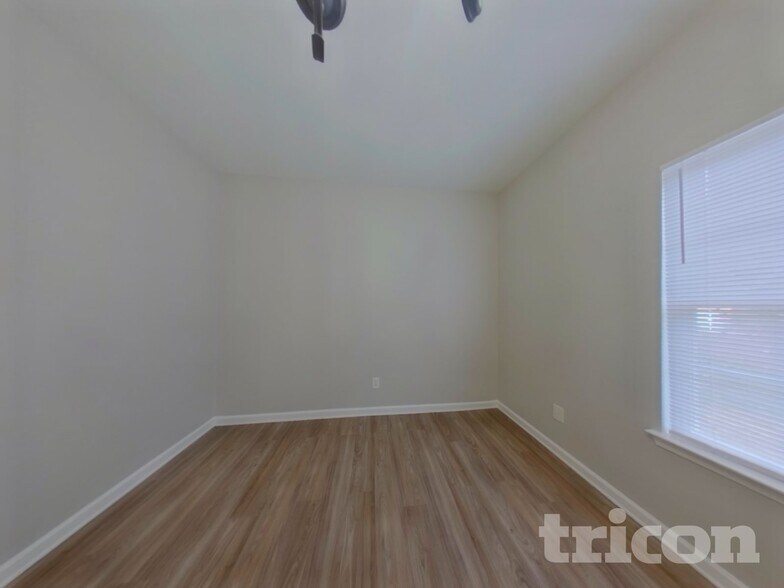 Building Photo - 5113 Livermore Ln