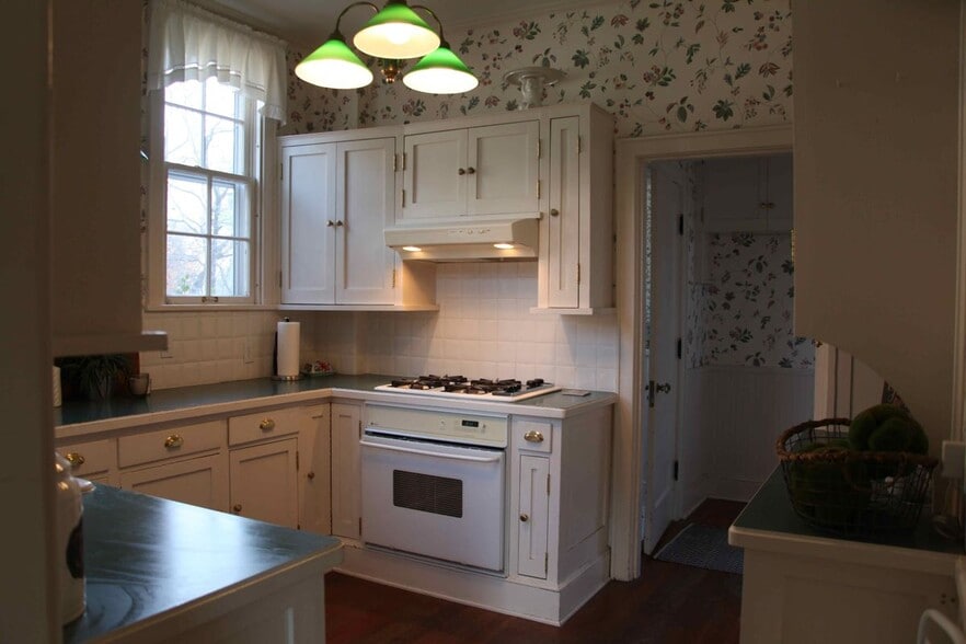 Building Photo - 1029 N Noyes Blvd