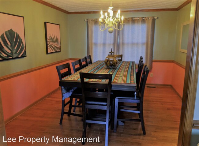 Building Photo - 4 br, 2.5 bath House - 124 Dunn Circle