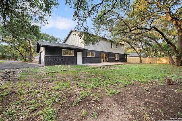 Building Photo - 408 Meadowbrook Dr