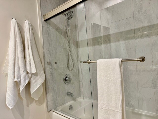 Building Photo - 801 Ash St