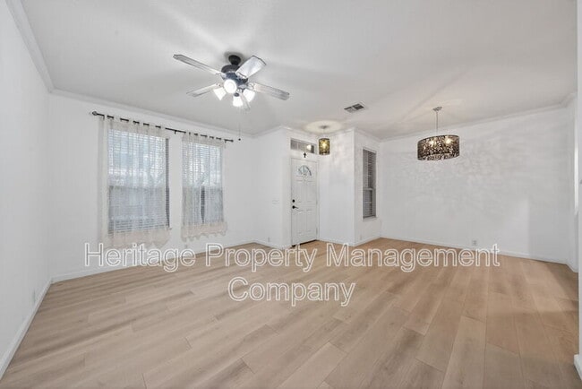 Building Photo - 2642 Grayson Way