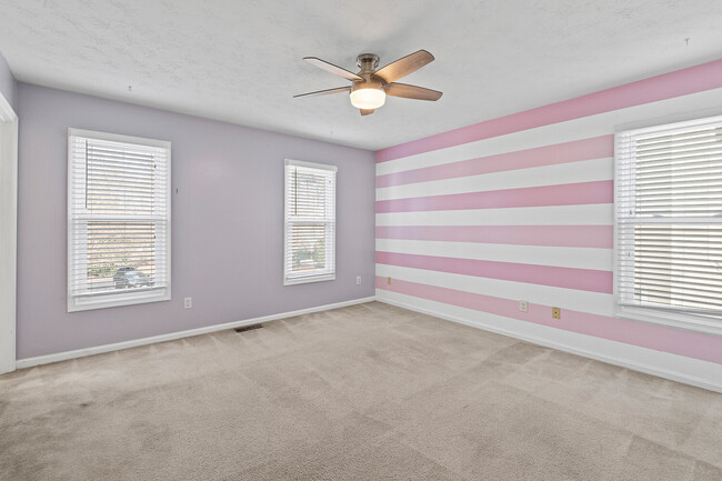 Building Photo - 804 Lancaster Ln
