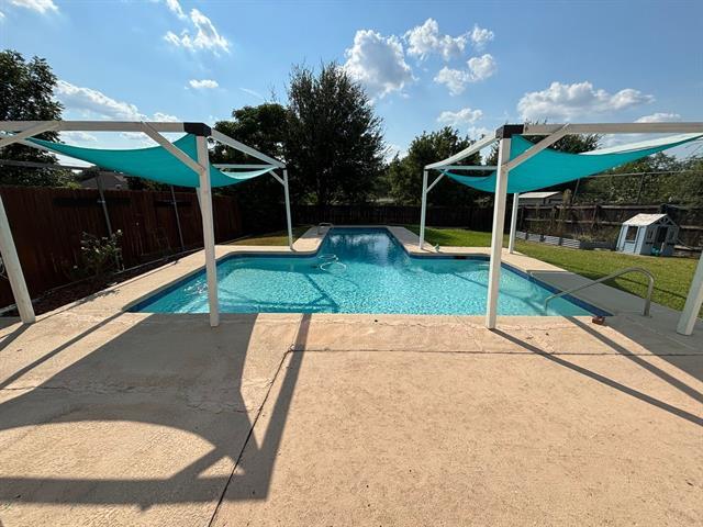 Building Photo - 2113 Via Del Norte