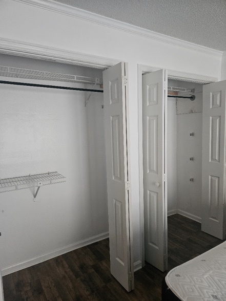 Building Photo - 536 Shadow Moss Dr