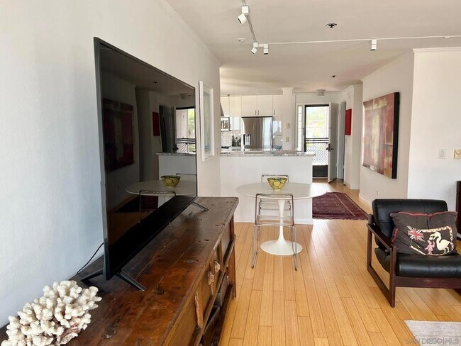 Building Photo - 8263 Camino Del Oro