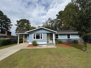 Building Photo - 675 Wiltshire Rd