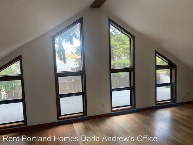 Building Photo - 2 br, 1 bath House - 6030 SW 170th Avenue