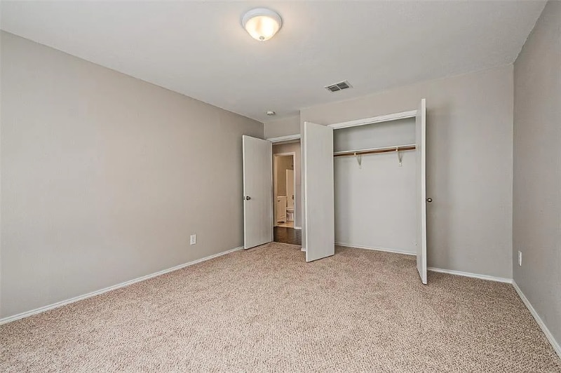 Building Photo - 8732 Fox Meadow Way