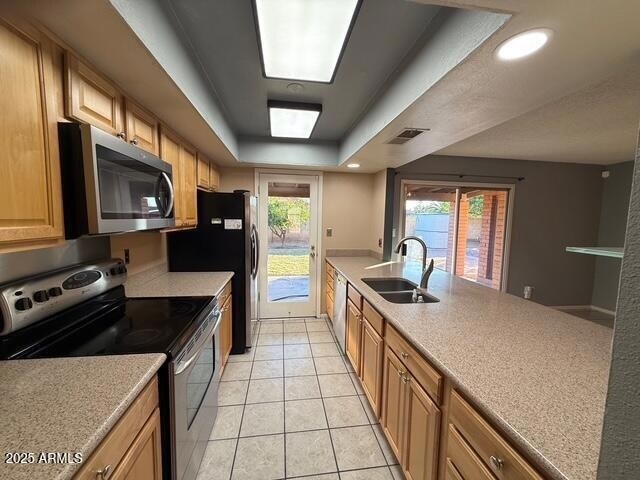 Building Photo - 1105 W Juanita Ave