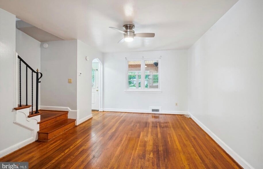 Living Room #3 - 104 Lynhaven Dr