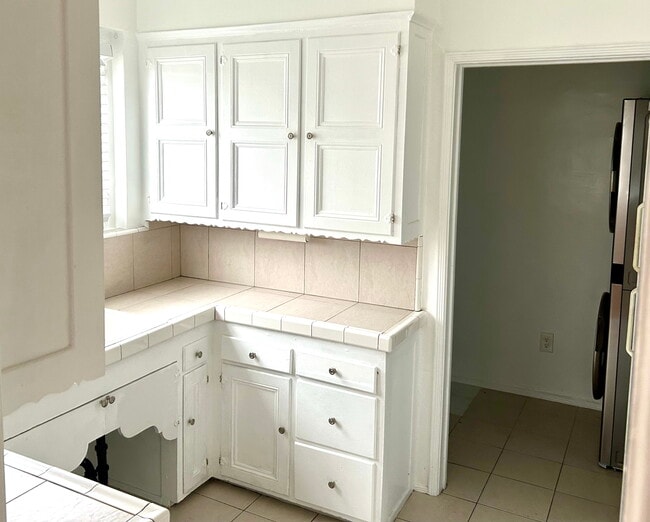 Kitchen - 6130 Orange St