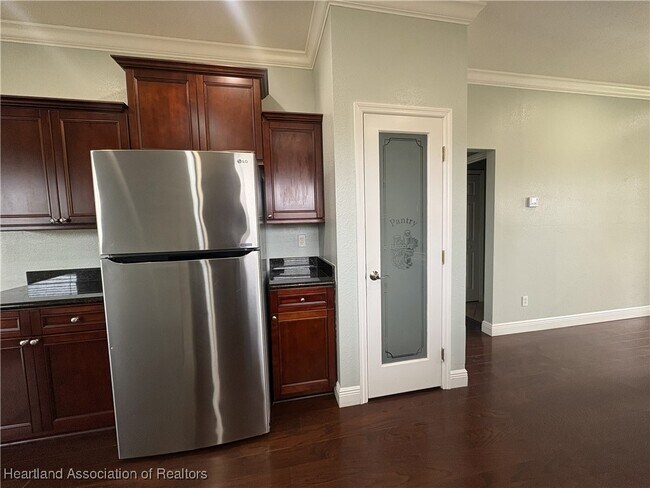 Building Photo - 5548 Castania Dr